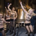 Les Femen remettent le couvert à Notre-Dame...
