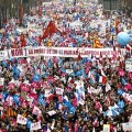 La France est dans la rue, le pouvoir envoie les CRS et les médias regardent ailleurs...