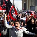 Les supporters d'extrême-droite denoncés par Le Monde et Manuel Valls...