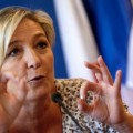 Entrevue de Marine Le Pen sur l’intervention en Syrie, Manuel Valls et la déliquance en France (30 août 2013)
