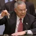 Colin Powell et son grand numéro sur les armes de destruction massive irakiennes...