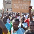 La révolution du Burkina, confisquée par l'armée, avec l'aval de l'occident et de la France, qui a joué la carte Compaoré jusqu'à l'extrême limite