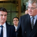 Manuel Valls et Jean-Paul Delevoye, président du CESE et caniche du pouvoir en place