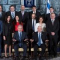 Le nouveau gouvernement israélien, une équipe d'humanistes désireux plus que tout de trouver une solution équitable au drame palestinien...