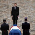 Emmanuel Macron lors de l'hommage au lieutenant-Colonel Arnaud Beltrame