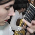 La femme est l’avenir de la guitare : Clair de lune de Claude Debussy par Roxane Elfasci